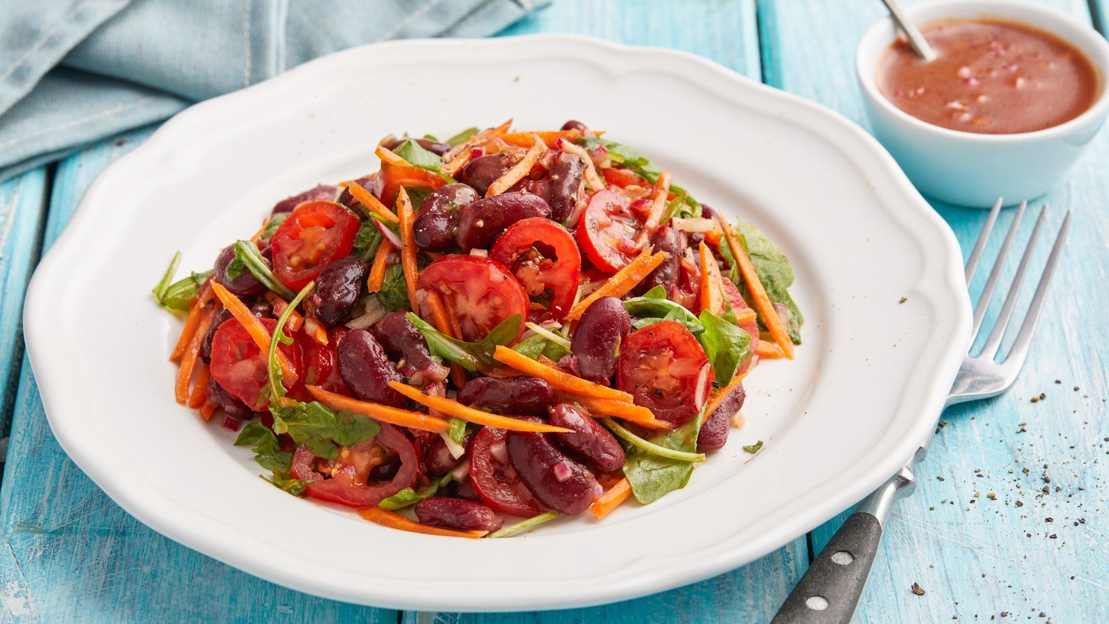 Schneller Kidneybohnen-Salat mit Karotten